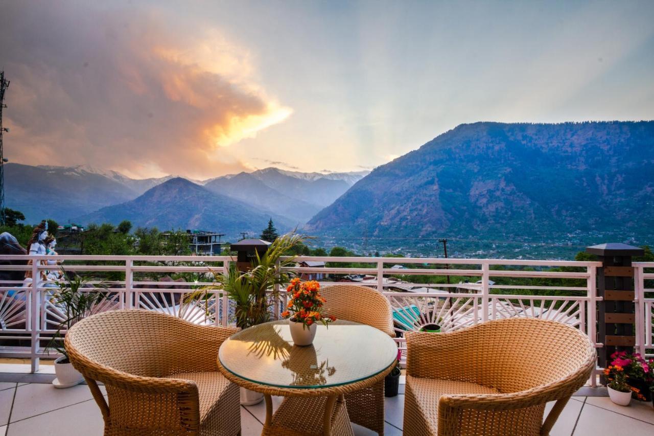 Anand Vardhan Resorts Manāli Dış mekan fotoğraf