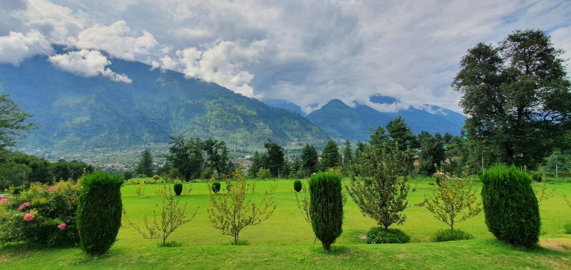 Anand Vardhan Resorts Manāli Dış mekan fotoğraf