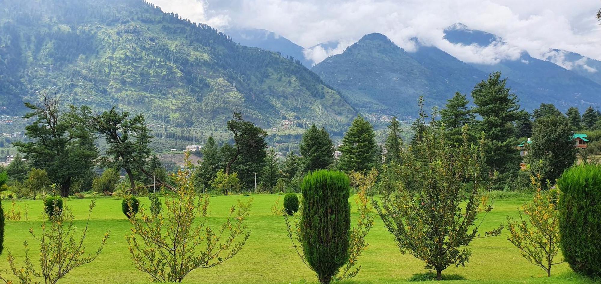 Anand Vardhan Resorts Manāli Dış mekan fotoğraf