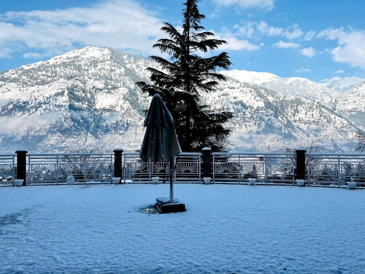 Anand Vardhan Resorts Manāli Dış mekan fotoğraf